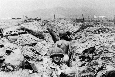 A Batalha de Dien Bien Phu: Viet Minh Defeating French Colonialism through Tactical Brilliance and Unyielding Determination